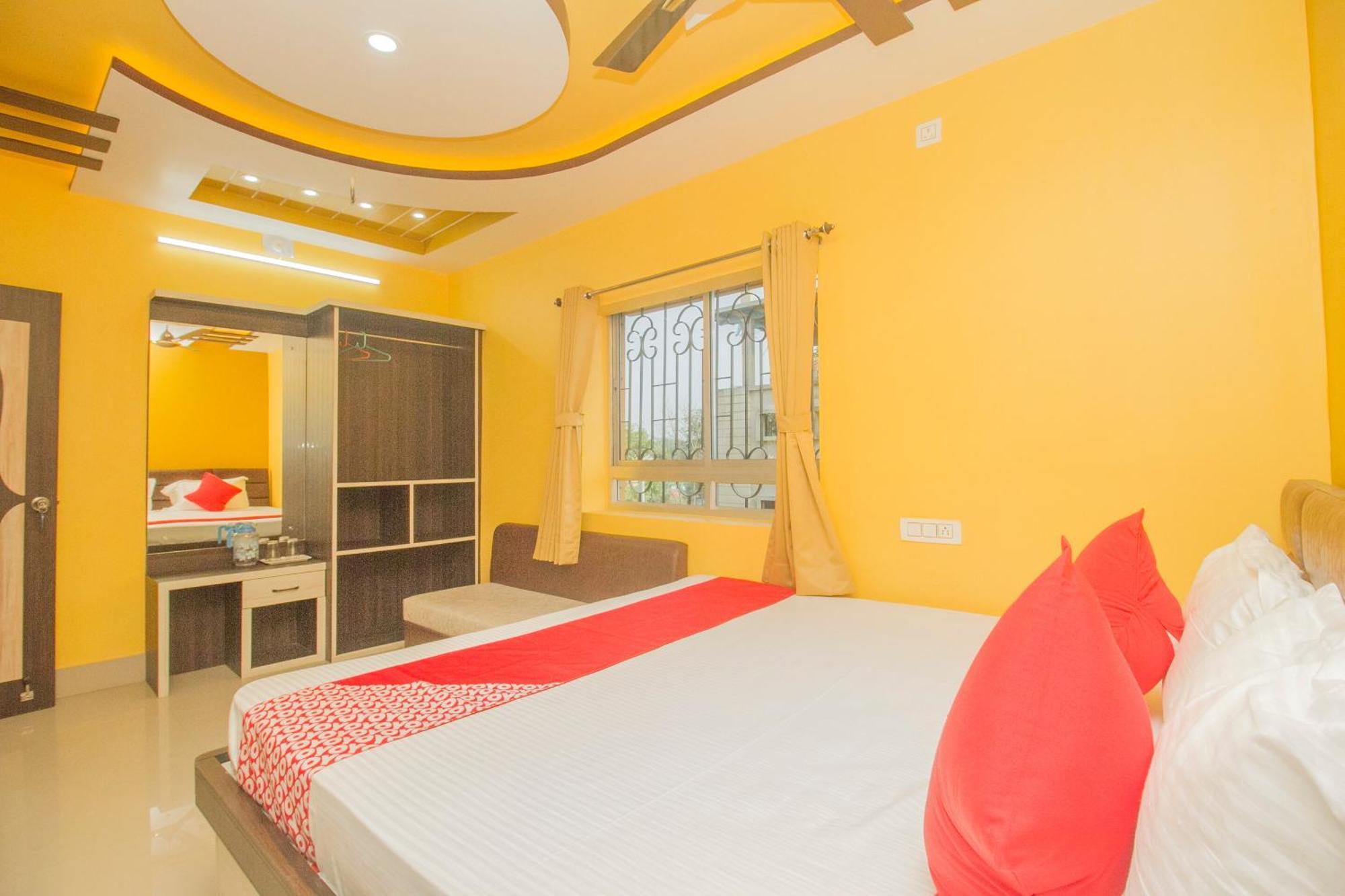 Super Hotel O Kalpana Residency Inn Shiliguri Exterior foto